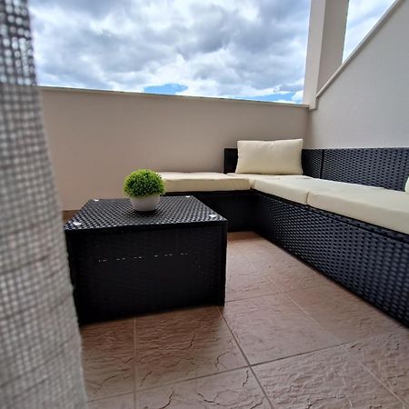 Apartman Burcul Sukošan エクステリア 写真