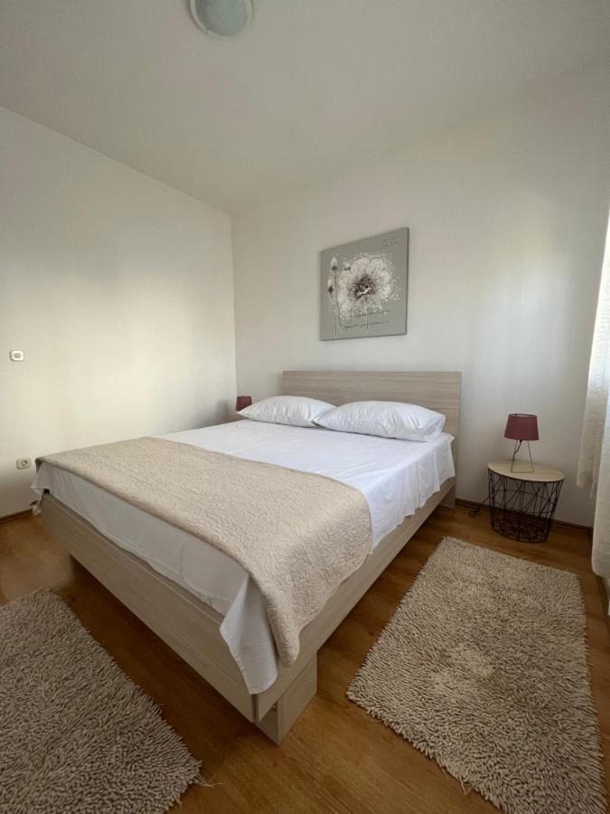 Apartman Burcul Sukošan エクステリア 写真